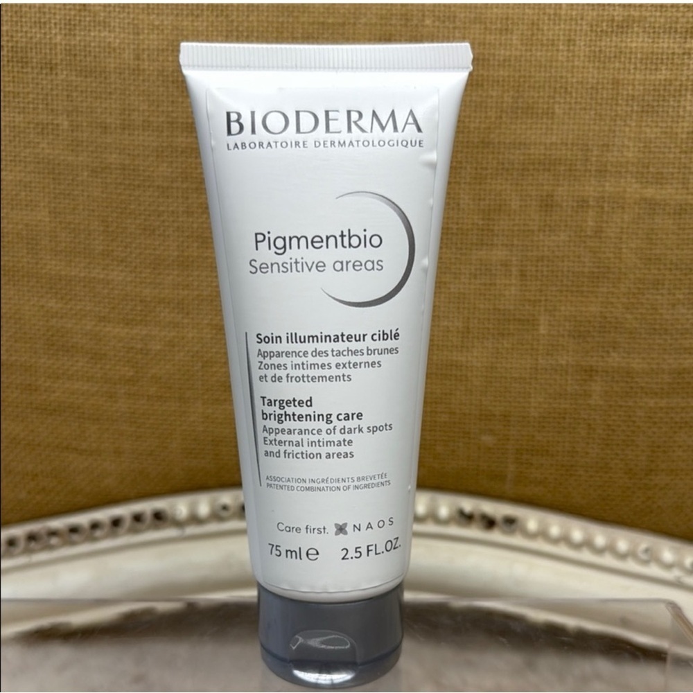 Bioderma Pigmentbio Sensitive Area, 2.5 fl oz
NWT - Picture 2 of 8